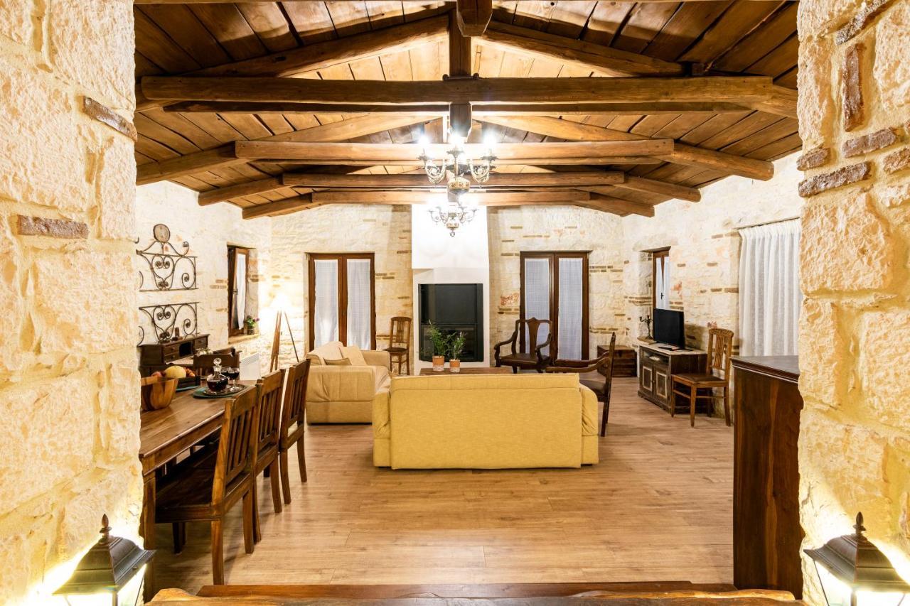 Villa Castello Agios Nikolaos  Exteriör bild