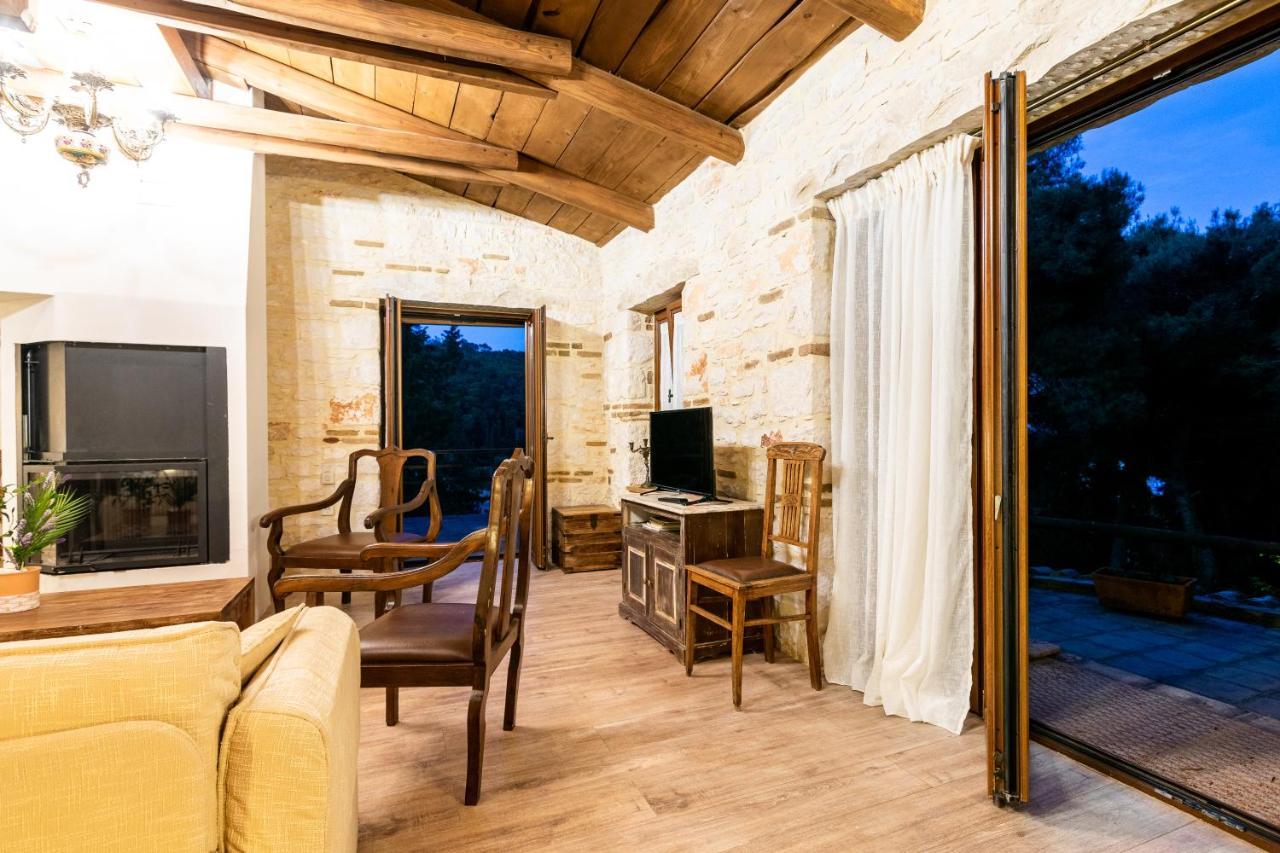Villa Castello Agios Nikolaos  Exteriör bild