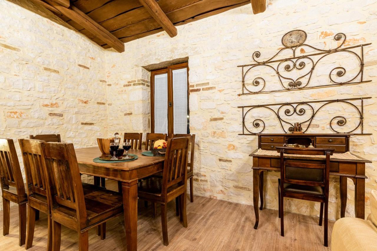 Villa Castello Agios Nikolaos  Exteriör bild